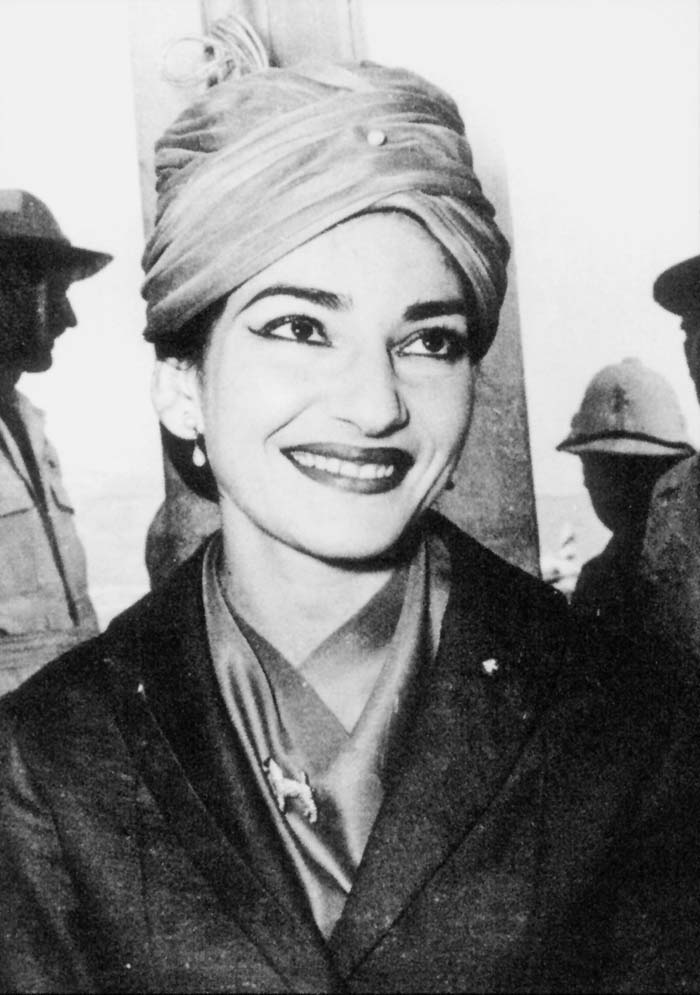 tr14_02_.jpg (77057 bytes)