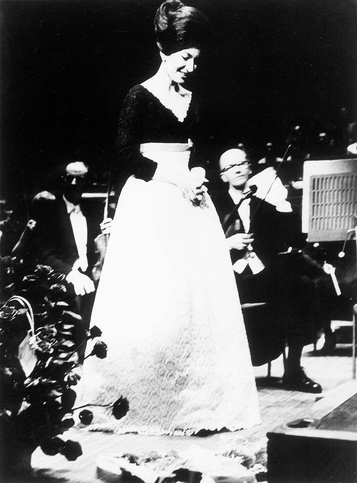 tr04_04_.jpg (74349 bytes)