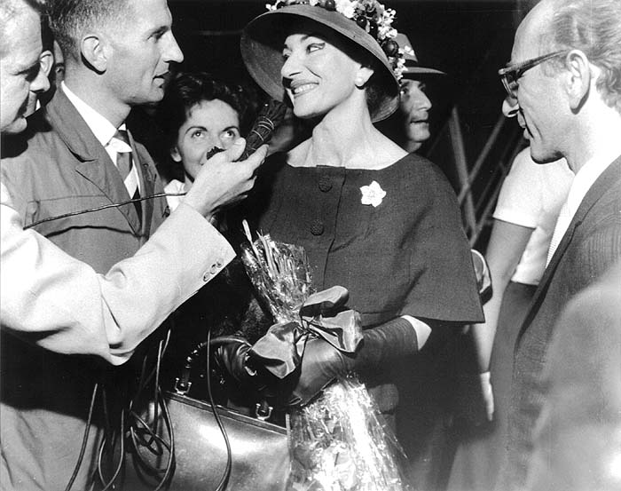 tr16_02_.jpg (69989 bytes)