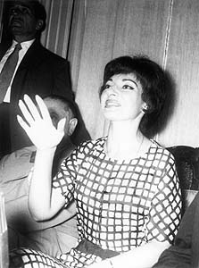 tr17_01.jpg (22374 bytes)