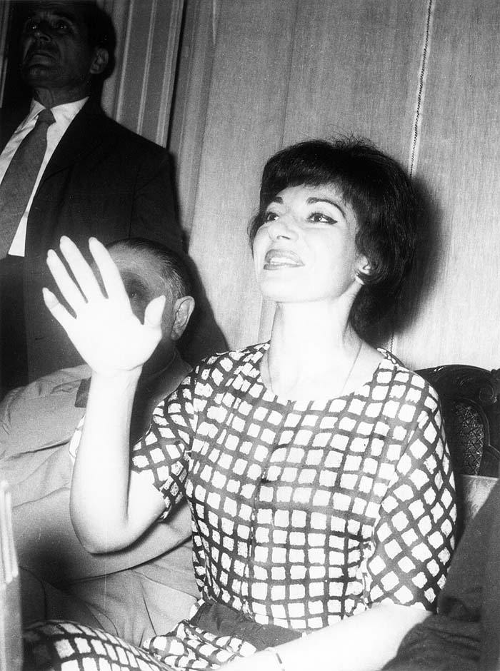 tr17_01_.jpg (112631 bytes)