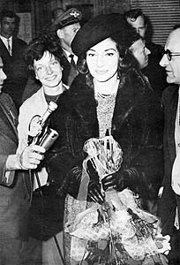 tr18_01.jpg (23737 bytes)