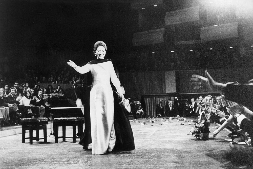 04_.jpg (115283 bytes)